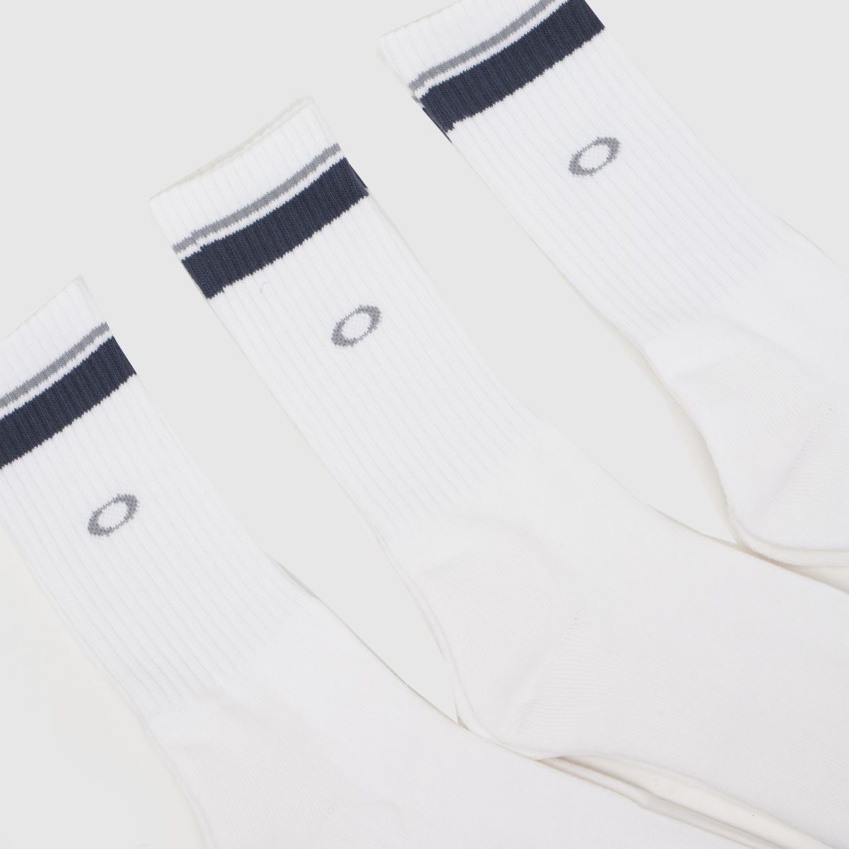 Oakley Essential Crew Sock 3PK in White Oakley Essential Crew Sock 3PK 1