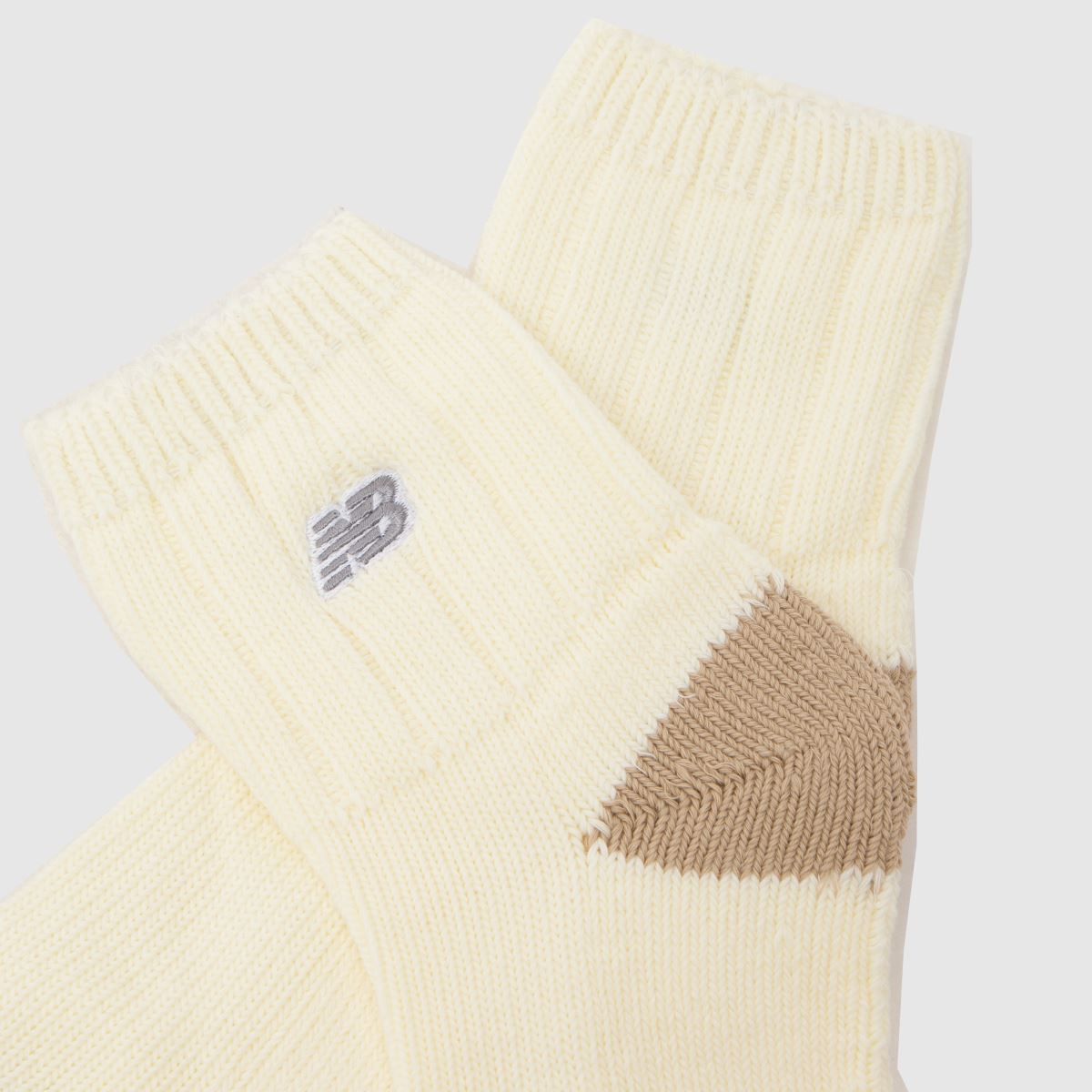 New Balance Chunky Knit Ankle Sck 3 Pk in Beige Multi New Balance Chunky Knit Ankle Sck 3 Pk 4