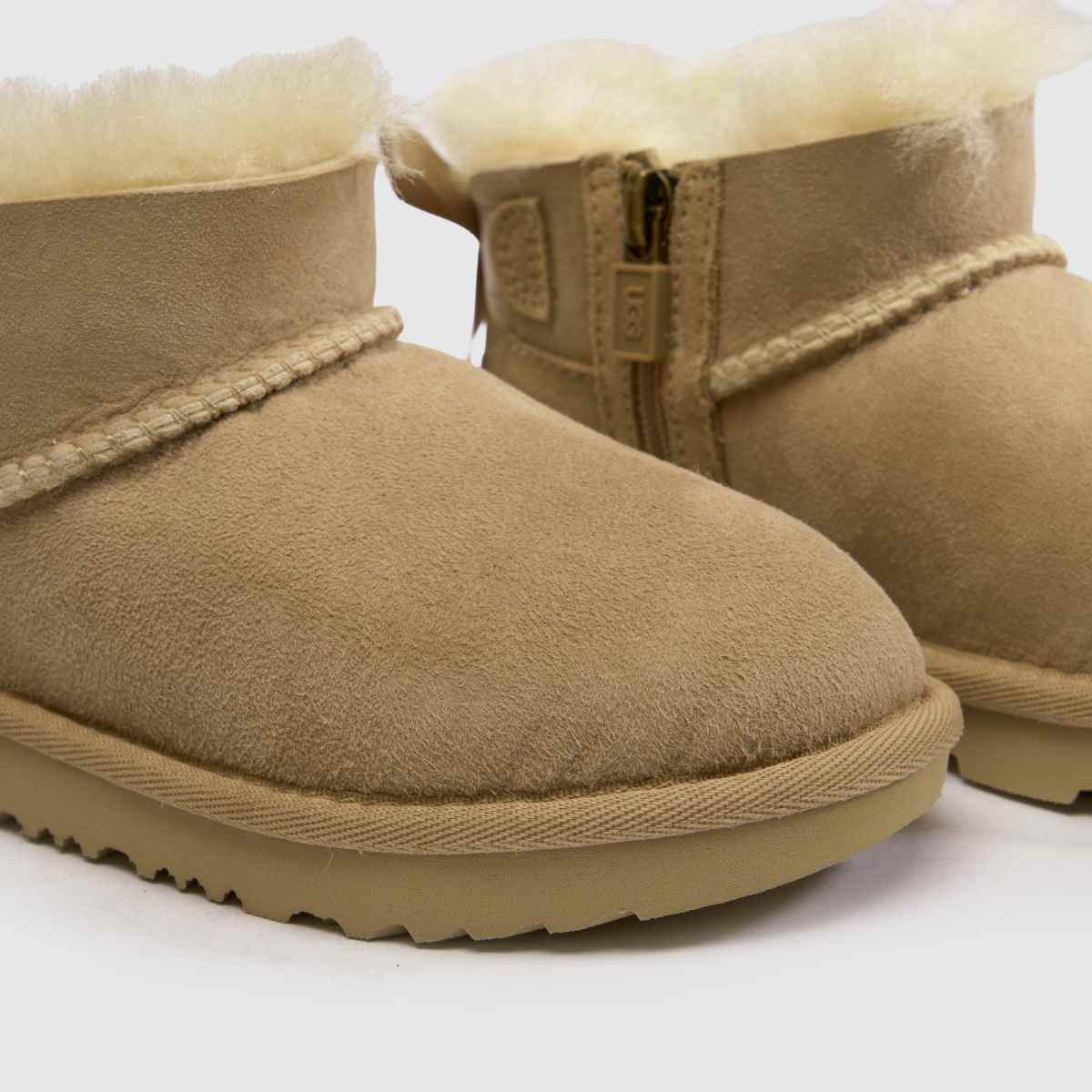 UGG Ultra Mini Bailey Bow Girls Toddler in Sand UGG Ultra Mini Bailey Bow 4