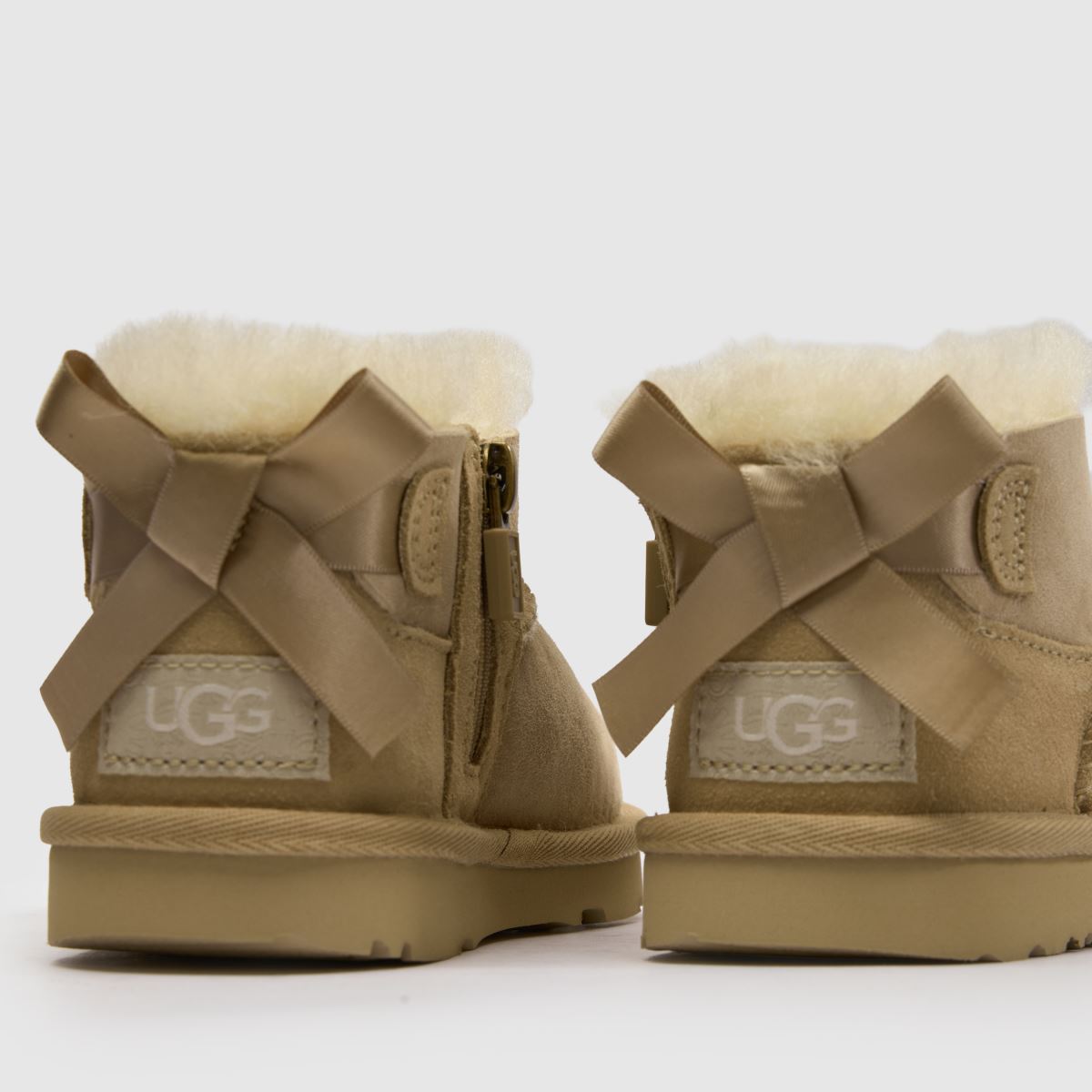 UGG Ultra Mini Bailey Bow Girls Toddler in Sand UGG Ultra Mini Bailey Bow 7