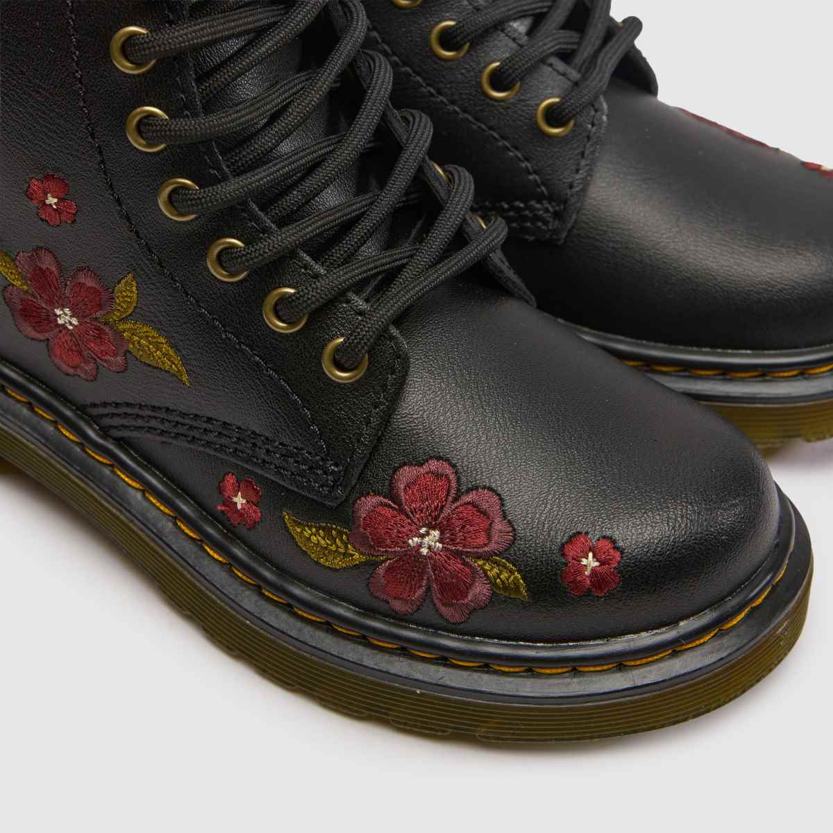 Dr Martens 1460 Girls Junior in Black & Red Dr Martens 1460 4
