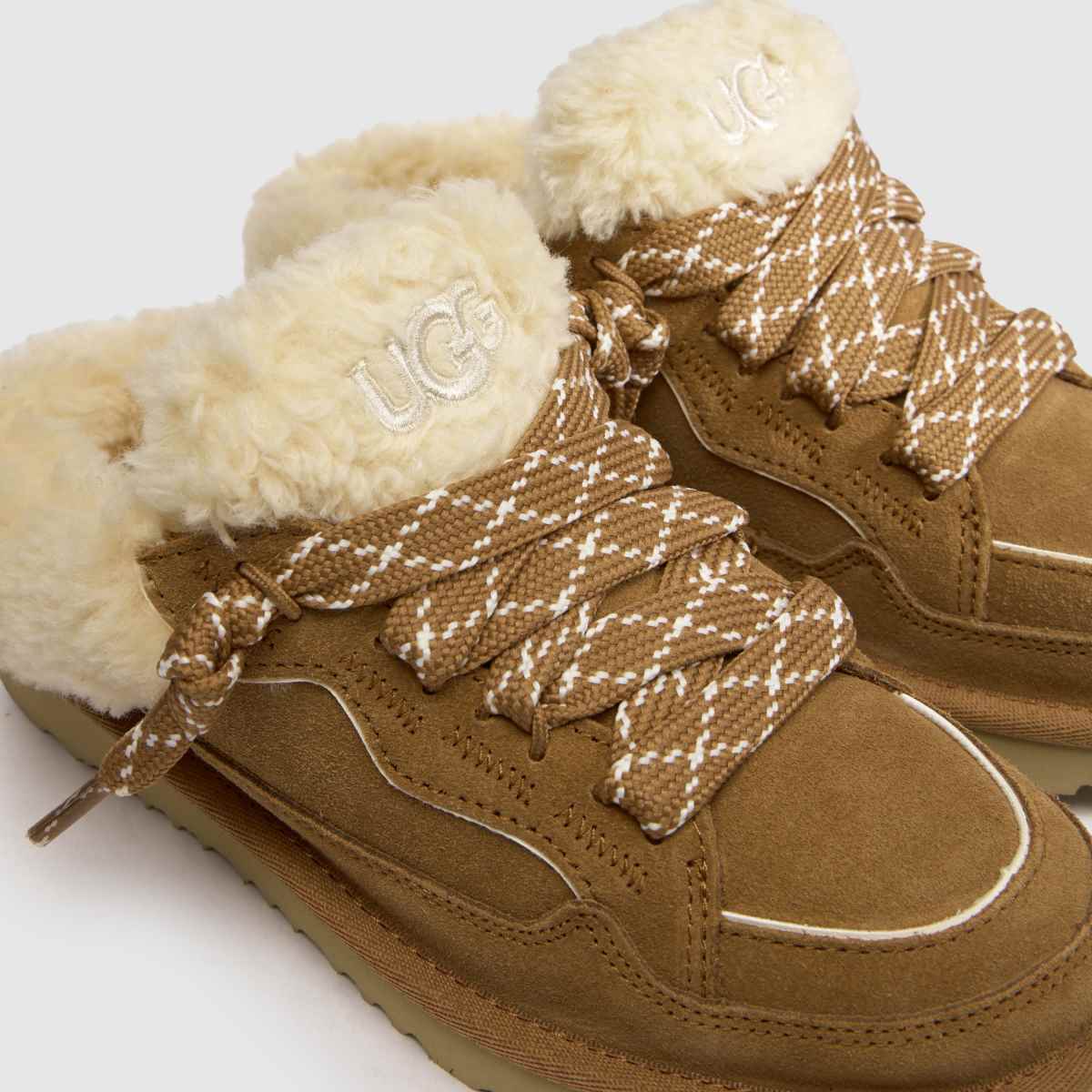 UGG Lowmel Mule Girls Junior in Chestnut UGG Lowmel Mule 4