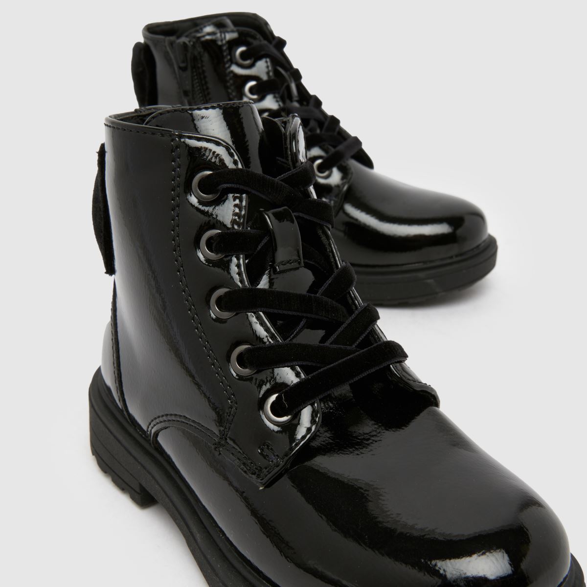 schuh Carla Classic Bow Girls Junior in Black schuh Carla Classic Bow 4