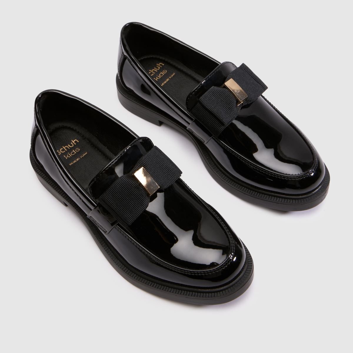 schuh Lake Bow Loafer Girls Junior in Black schuh Lake Bow Loafer 4