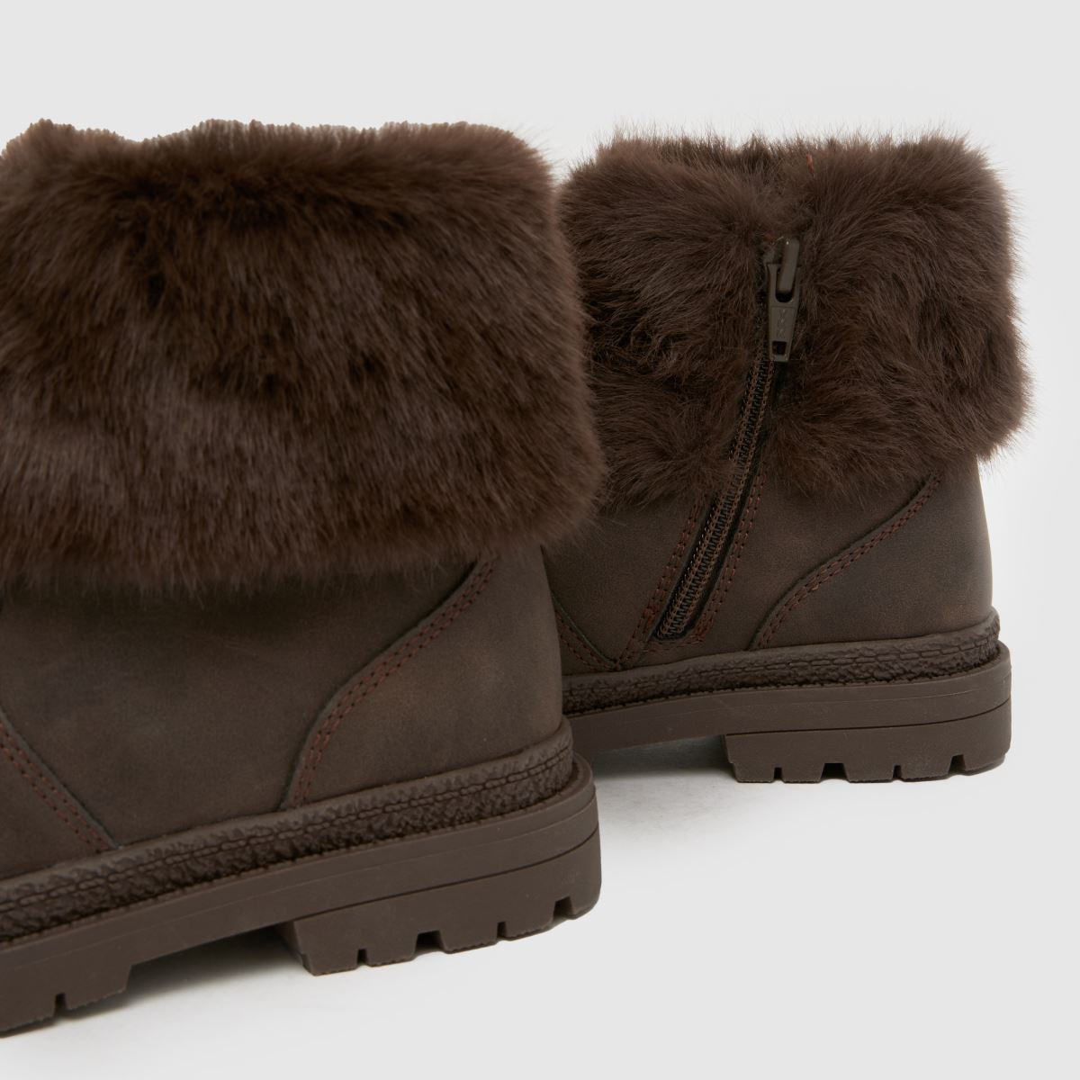 schuh Cranberry Fur Cuff Girls Junior in Brown schuh Cranberry Fur Cuff 7