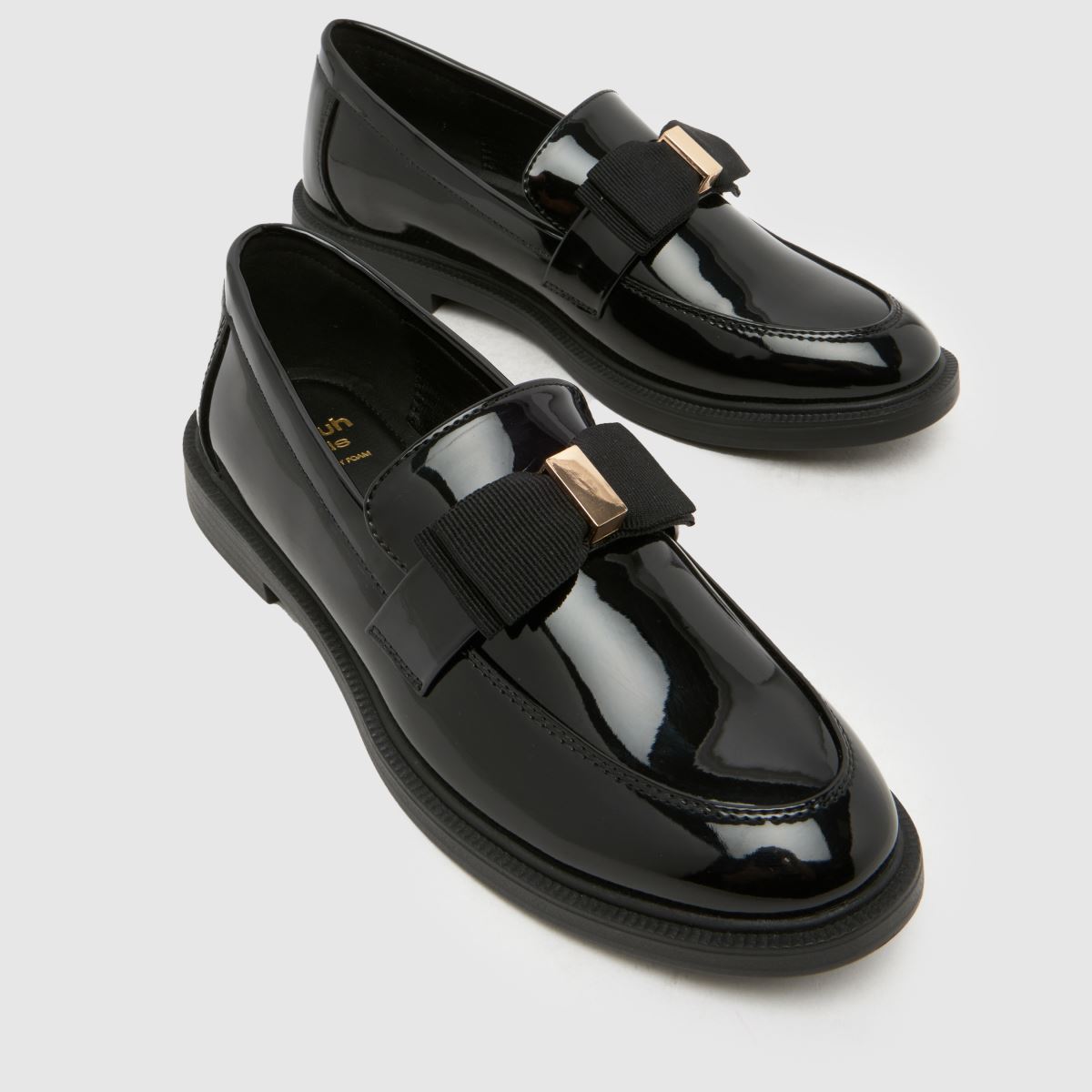 schuh Lake Bow Loafer Girls Youth in Black schuh Lake Bow Loafer 4