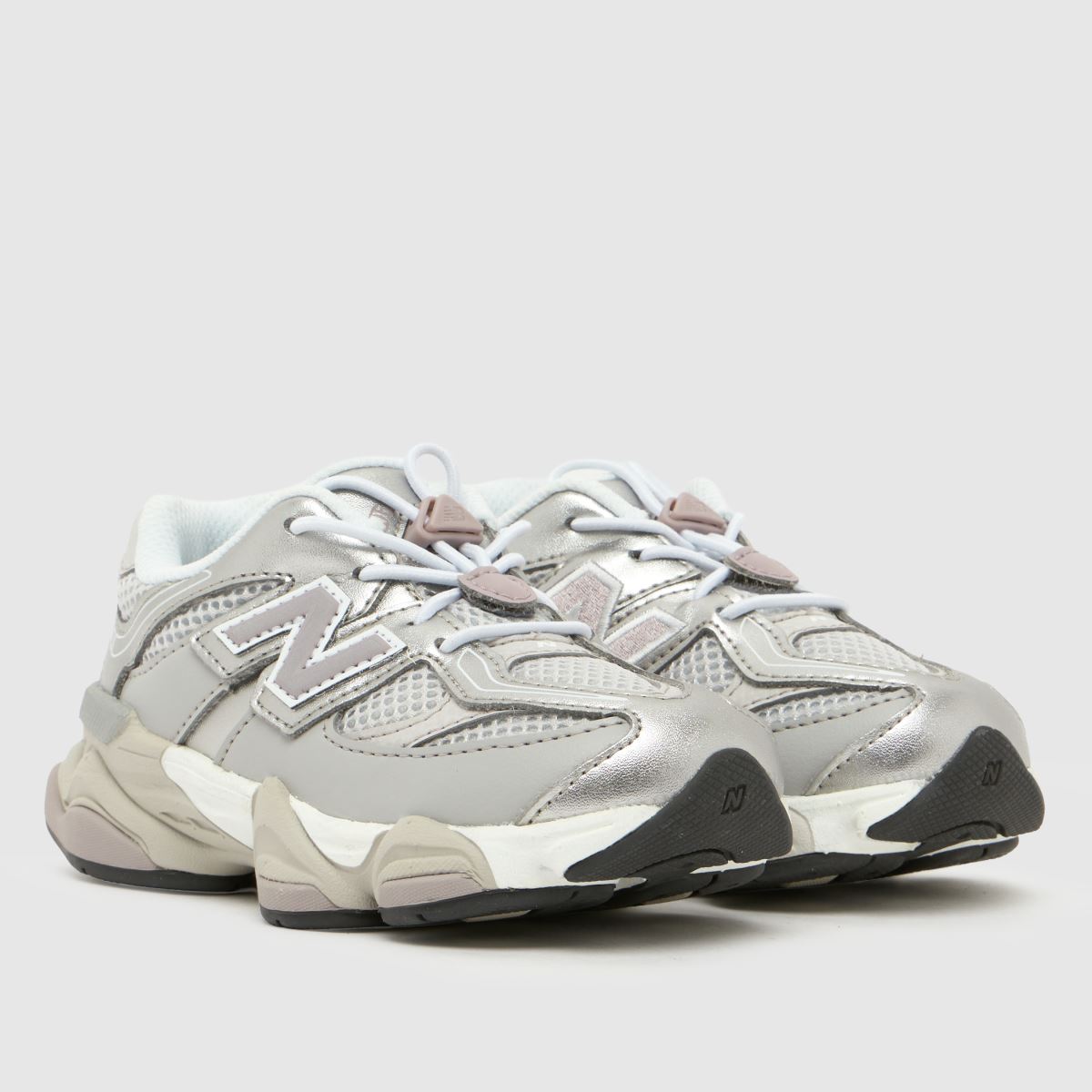 New Balance 9060 Girls Toddler in Silver New Balance 9060 1