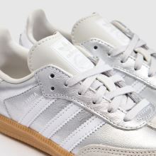 adidas Samba OG Girls Junior in Silver adidas Samba OG,3 of 4