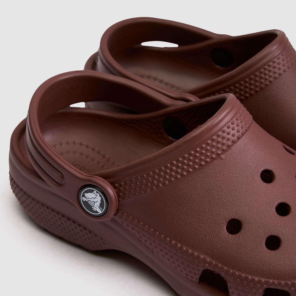 Crocs Classic Clog Girls Junior in Burgundy Crocs Classic Clog 4