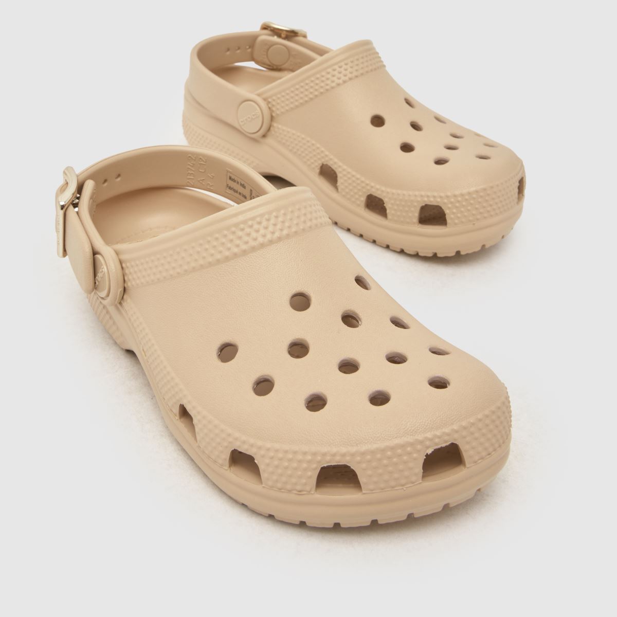 Crocs Classic Metallic Buckle Clog Girls Junior in Beige Crocs Classic Metallic Buckle Clog 4