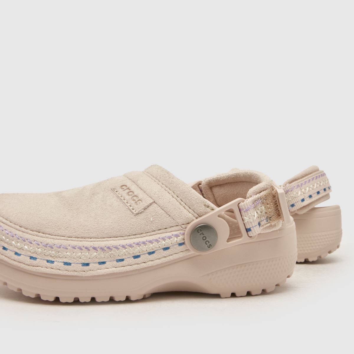 Crocs Classic Crafted Stitch Clog Girls Junior in Pale Pink Crocs Classic Crafted Stitch Clog 7