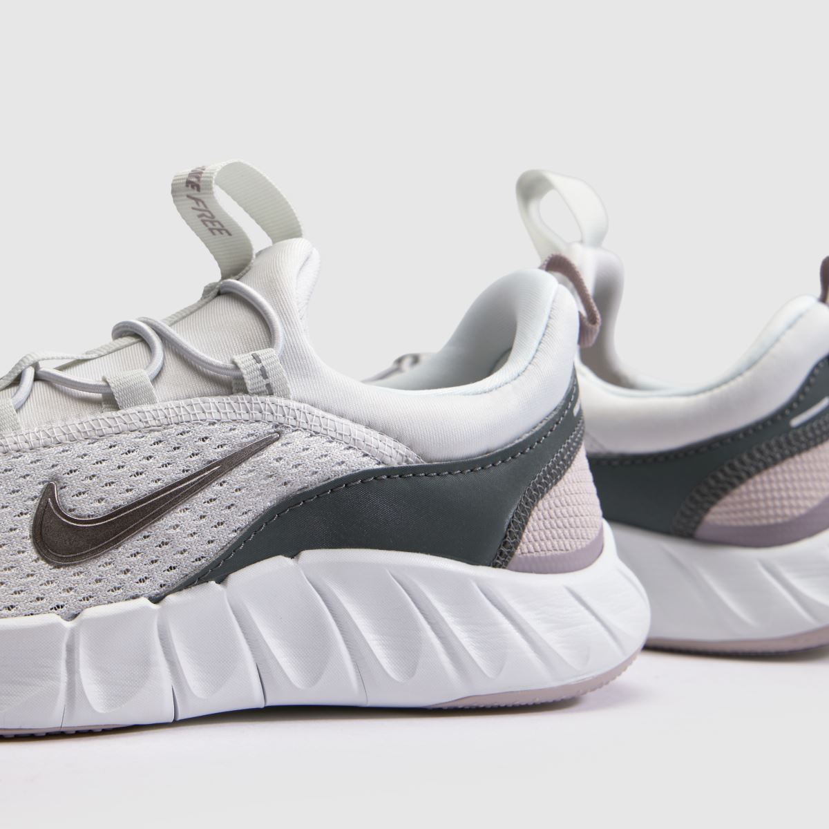 Nike Free Ride Girls Junior in Stone Multi Nike Free Ride 7
