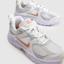 Nike V5 RNR Girls Junior in White & Pink Nike V5 RNR,3 of 4