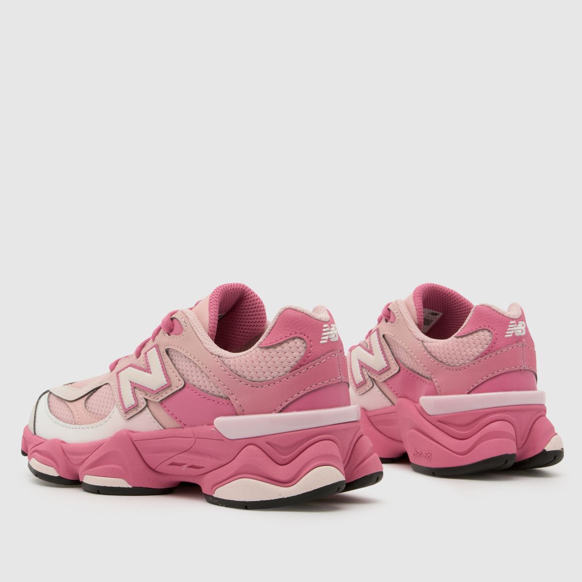 New Balance 9060 Girls Junior in Pink New Balance 9060 7