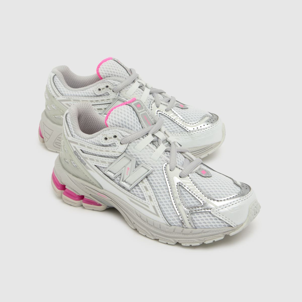New Balance 1906 Girls Junior in Light Grey New Balance 1906 4