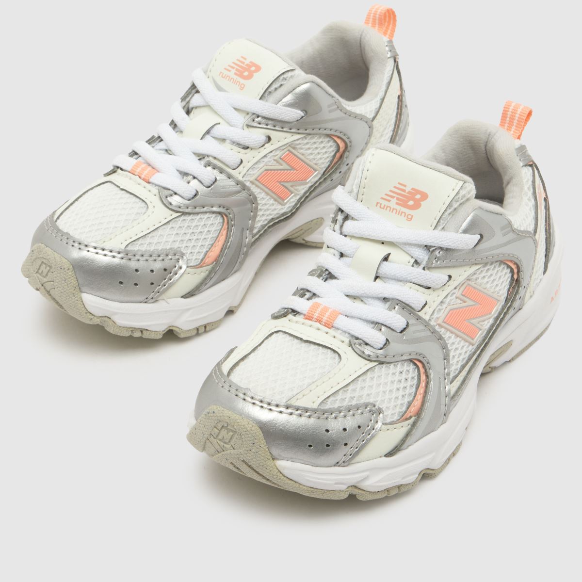 New Balance 530 Girls Junior in White & Pink New Balance 530 4