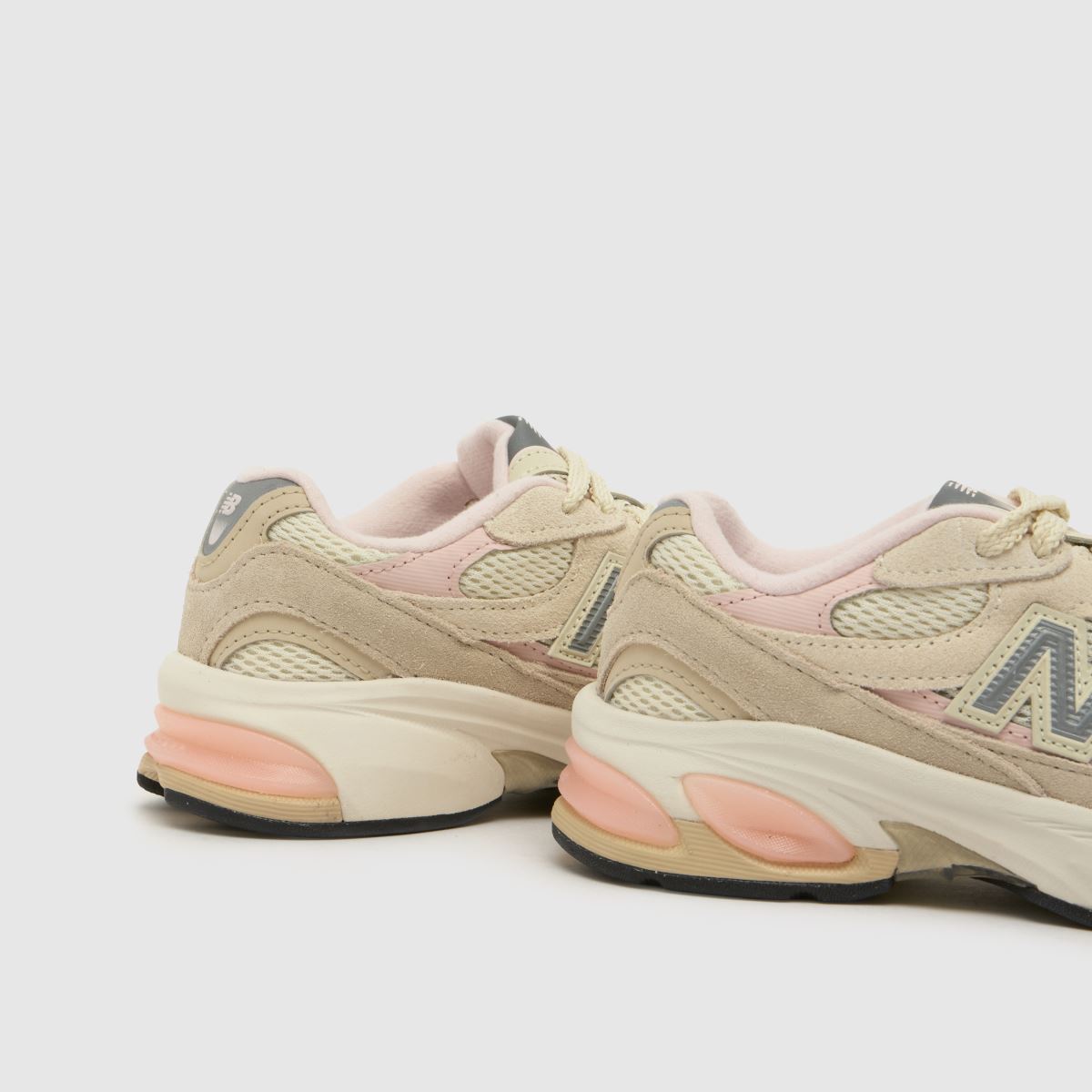 New Balance 2010 Girls Junior in Stone Multi New Balance 2010 7