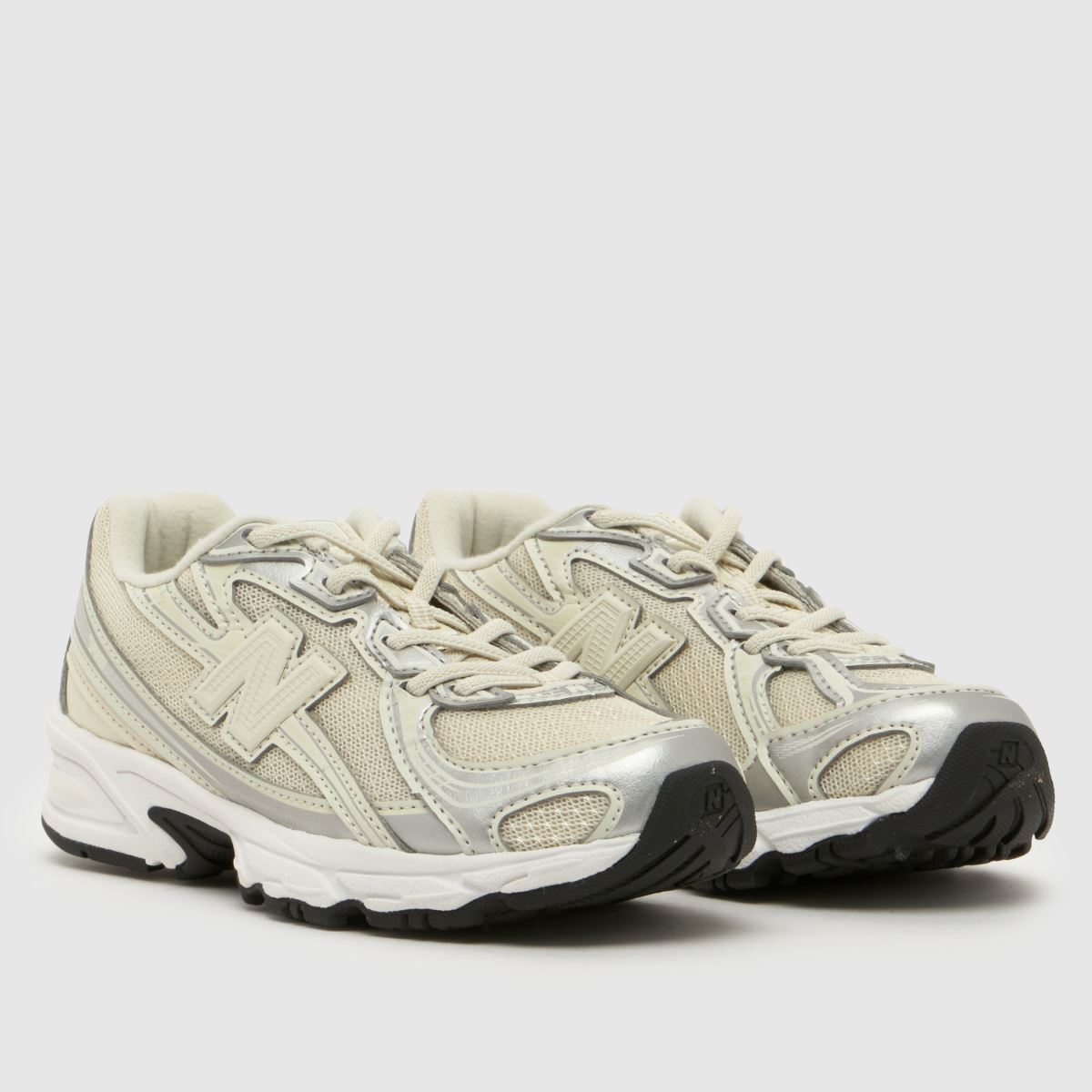 New Balance 740 Girls Junior in Beige Multi New Balance 740 1