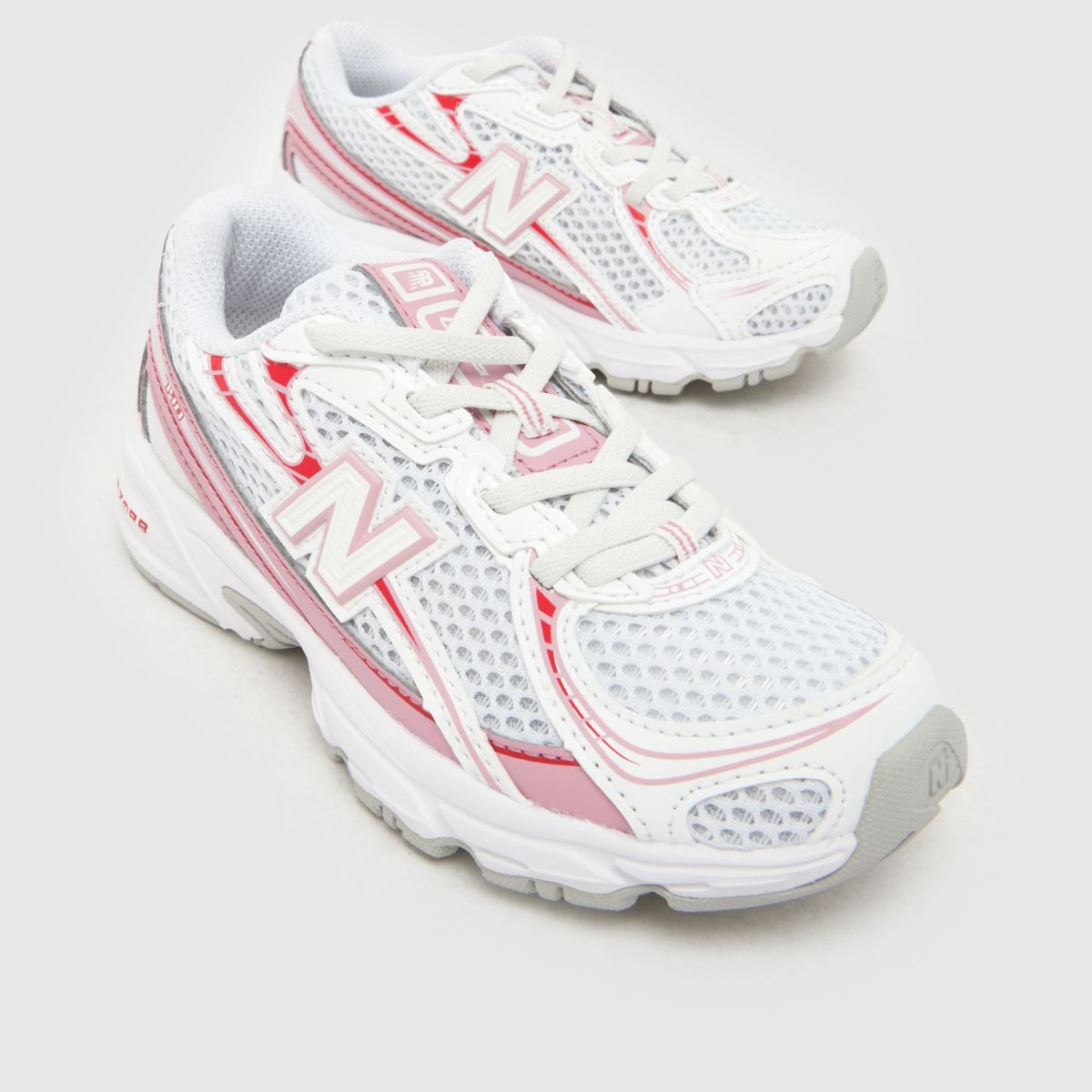 New Balance 740 Girls Junior in White & Red New Balance 740 4