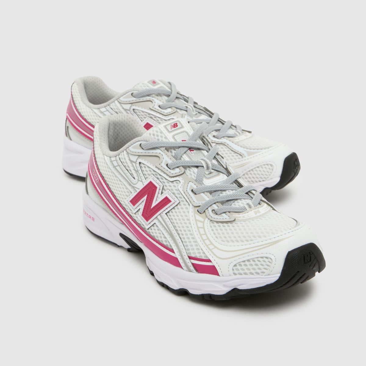New Balance 740 Girls Junior in White & Pink New Balance 740 4