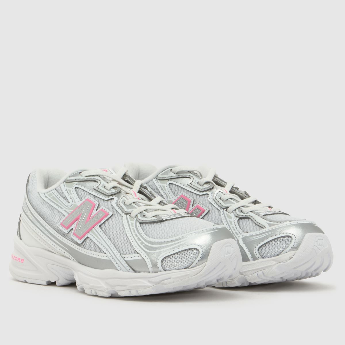 New Balance 740 Girls Junior in Silver Multi New Balance 740 1