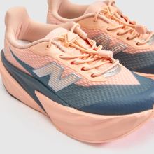 New Balance FuelCell Rebel V5 Girls Junior in Pink Multi New Balance FuelCell Rebel V5,3 of 4