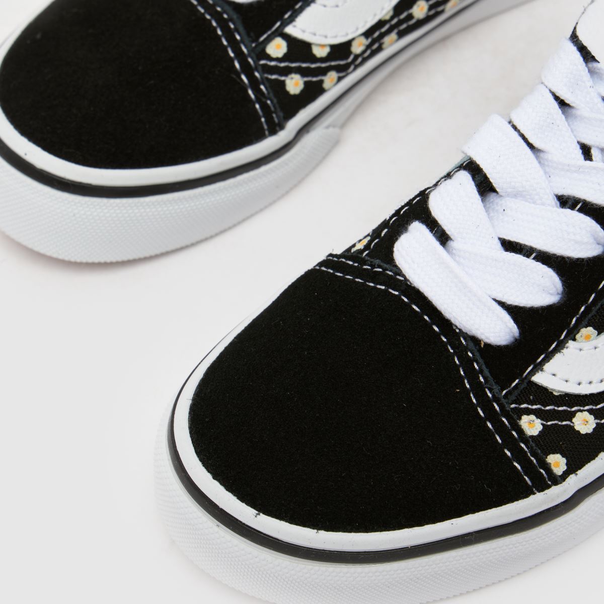 Vans Old Skool Girls Junior in Black Multi Vans Old Skool 7