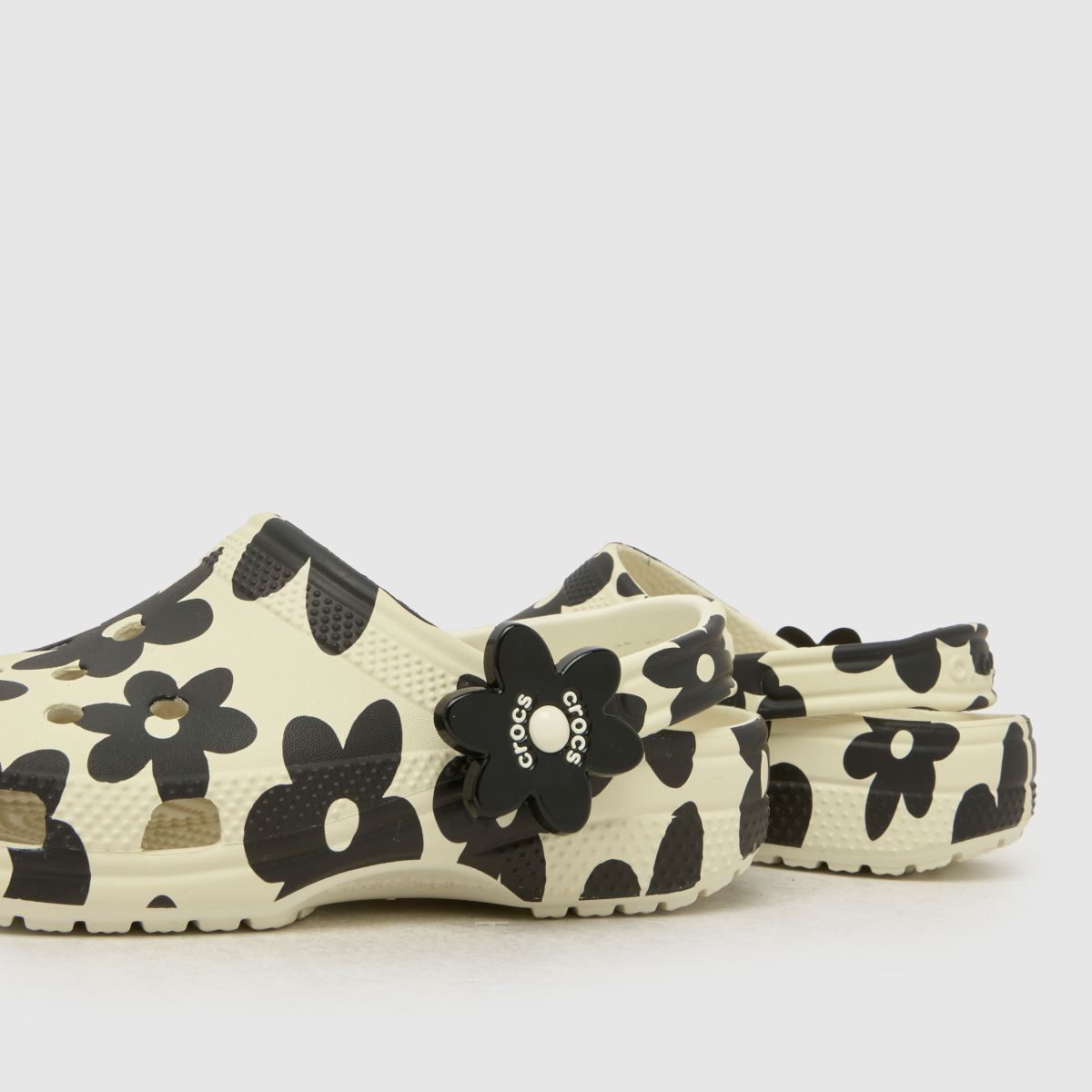 Crocs Classic Pop Petal Clog Girls Youth in Stone Multi Crocs Classic Pop Petal Clog 7