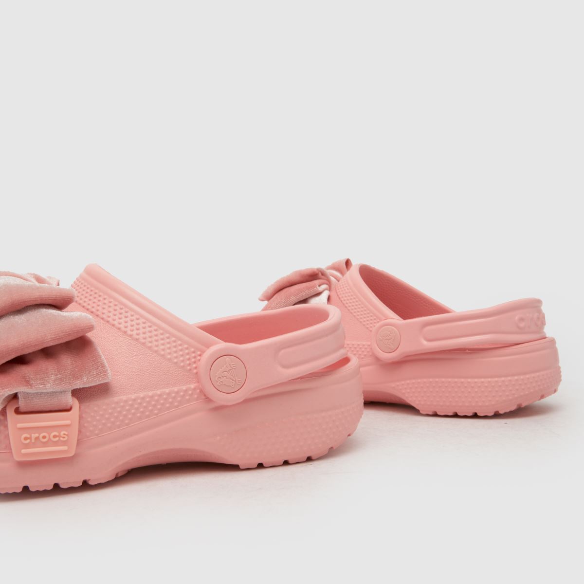 Crocs Classic Velvet Bow Clog Girls Youth in Pale Pink Crocs Classic Velvet Bow Clog 7