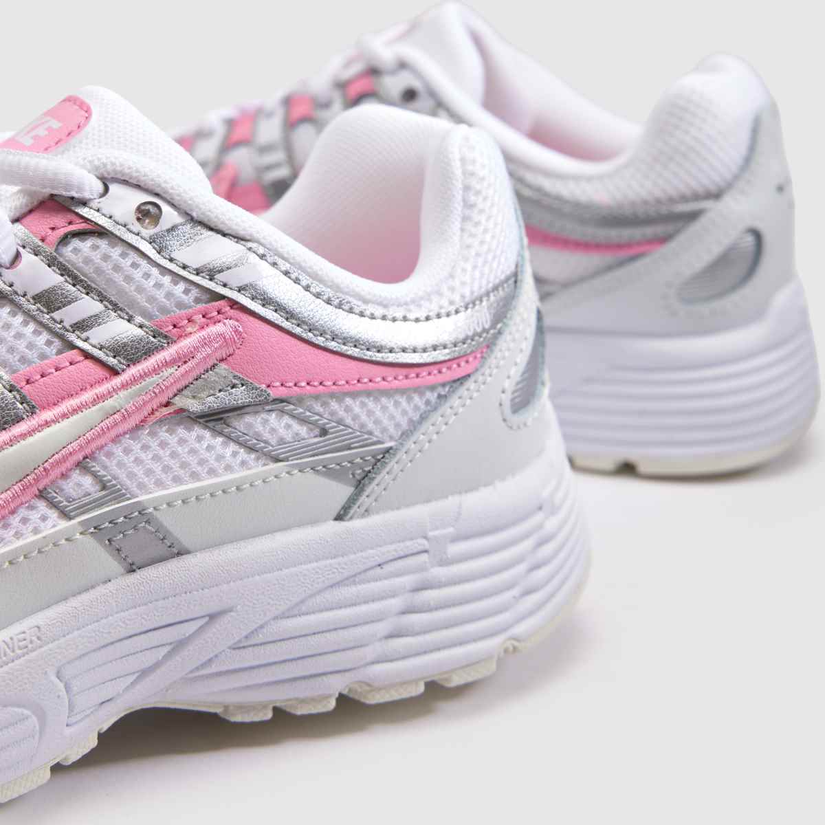 Nike P-6000 Girls Youth in White & Pink Nike P-6000 7