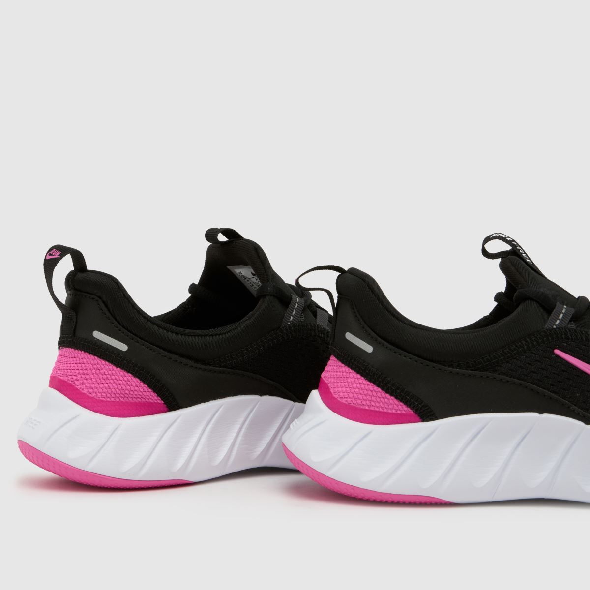 Nike Free Ride Girls Youth in Black & pink Nike Free Ride 7