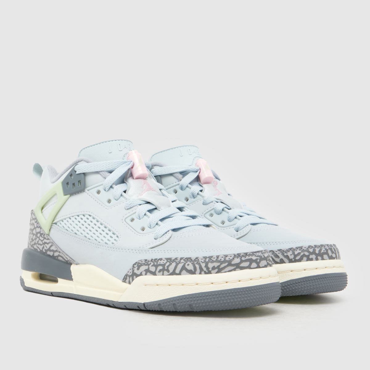 Nike Jordan Spizike Low Girls Youth in Pale Blue Nike Jordan Spizike Low 1