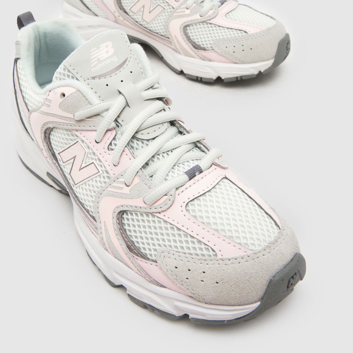 New Balance 530 Girls Youth in Grey Matter & Pink Salt New Balance 530 4