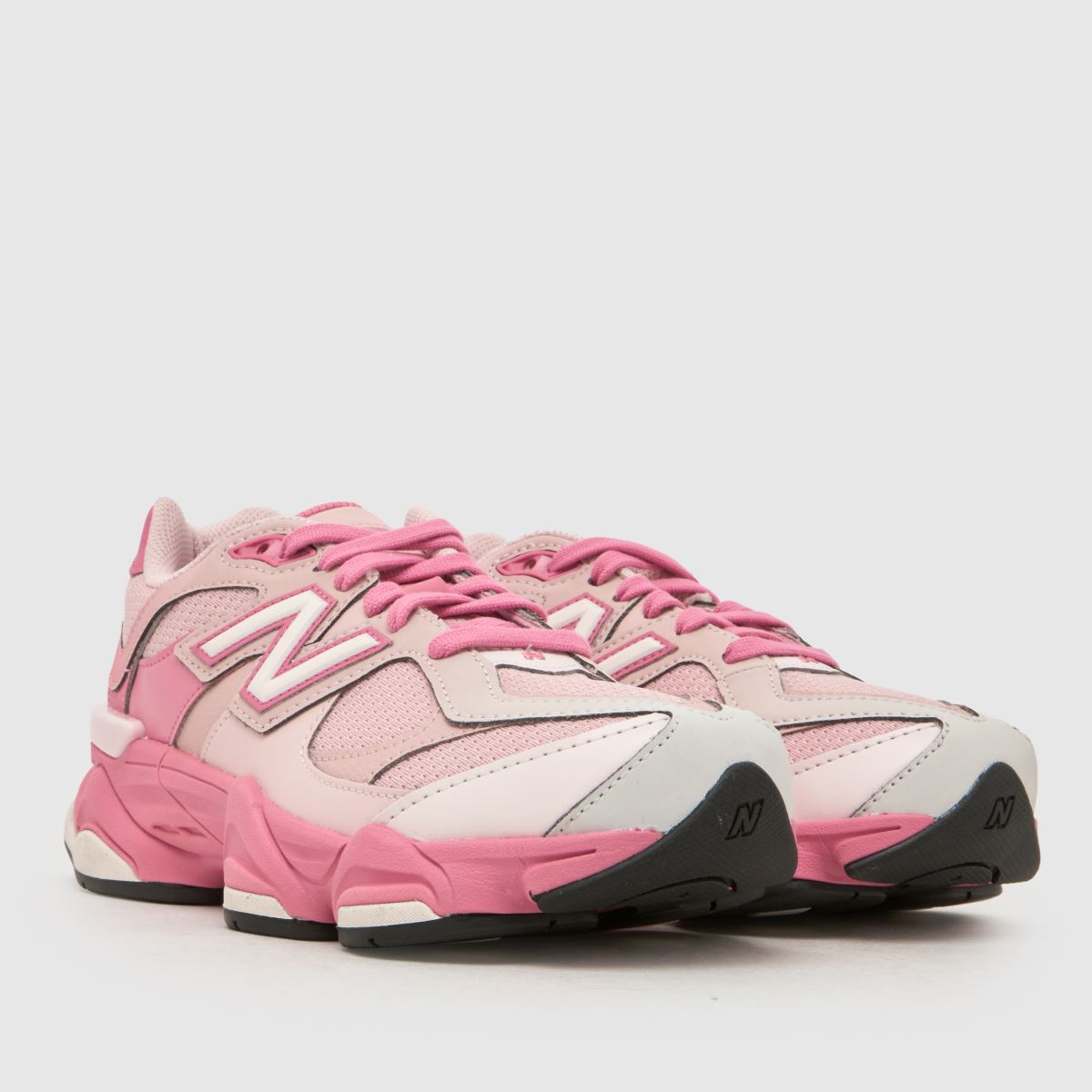 New Balance 9060 Girls Youth in Pink New Balance 9060 1