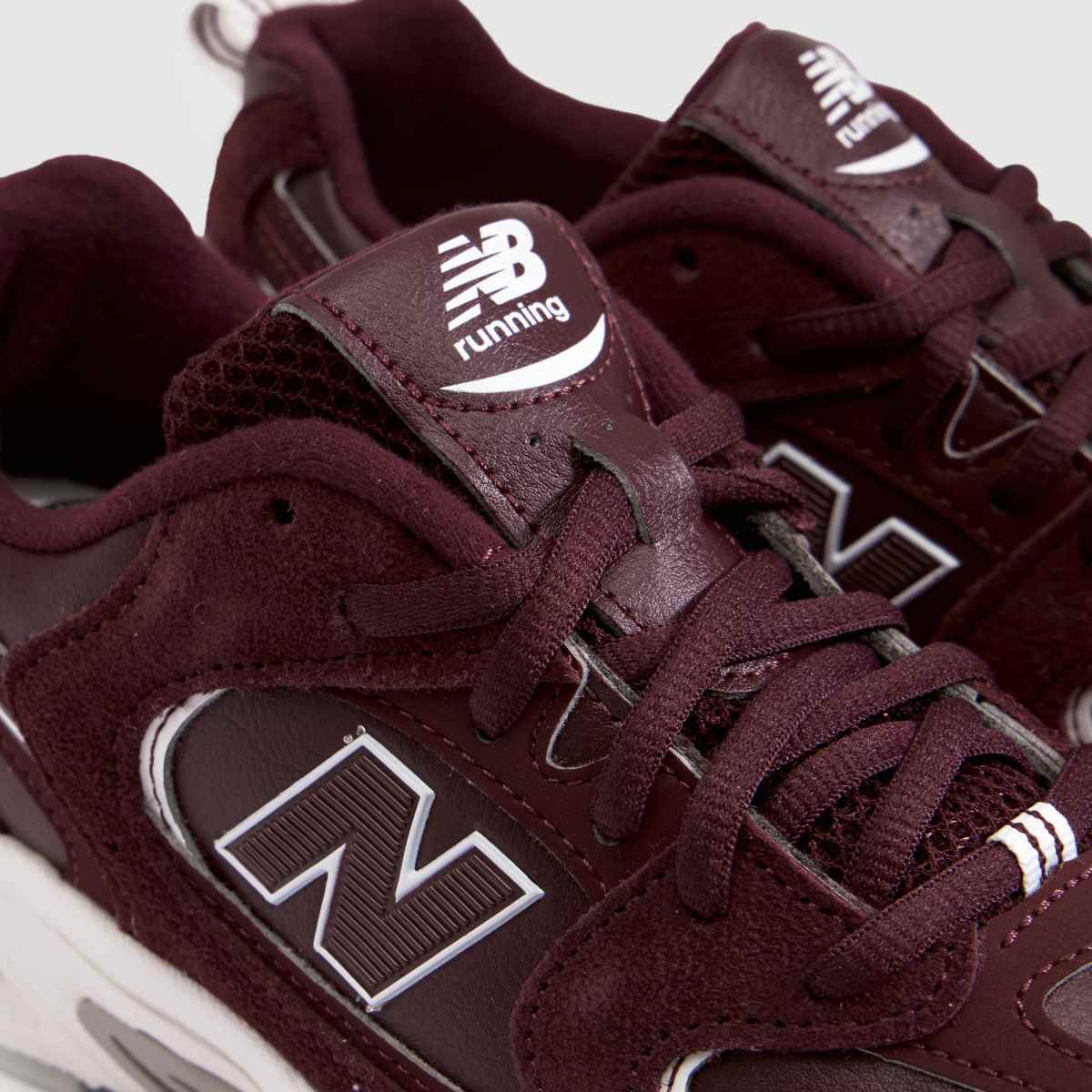 New Balance 530 Girls Youth in Burgundy New Balance 530 4