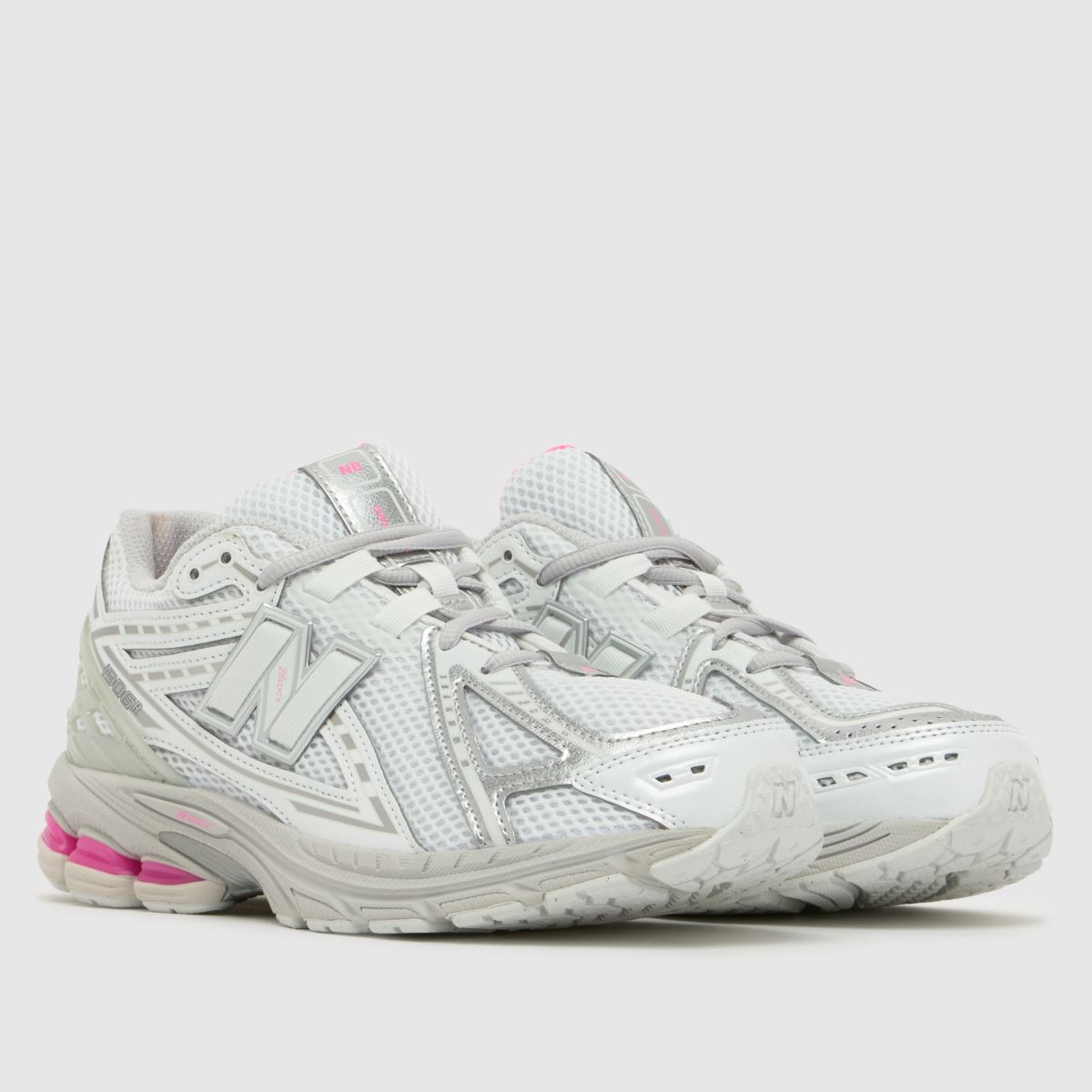 New Balance 1906 Girls Youth in Light Grey New Balance 1906 1