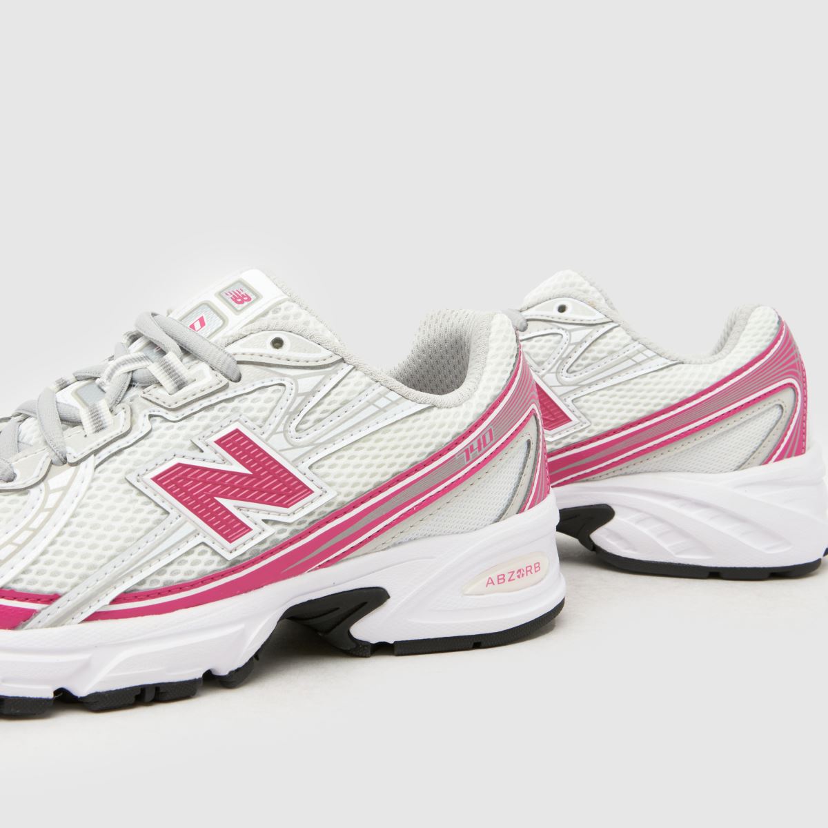 New Balance 740 Girls Youth in White & Pink New Balance 740 7