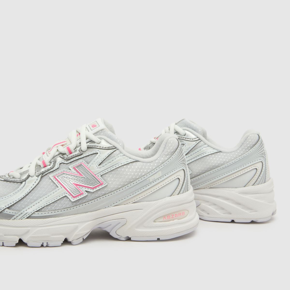 New Balance 740 Girls Youth in Silver Multi New Balance 740 7